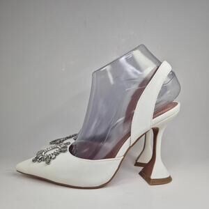 Heel Women's Size 7.5 White Party Christmas Slingback Shoes New in Box